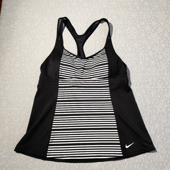 Nike New Women's Sport Top - Picture 2 of 7